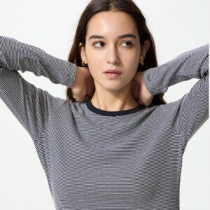Uniqlo Women's Soft Ribbed T-Shirt | Striped Navy Grey